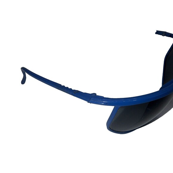 Vintage Jordache sport sunglasses Blue New old stock